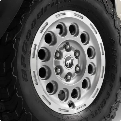 Iconic Silver 17” x 8” Wheel Kit