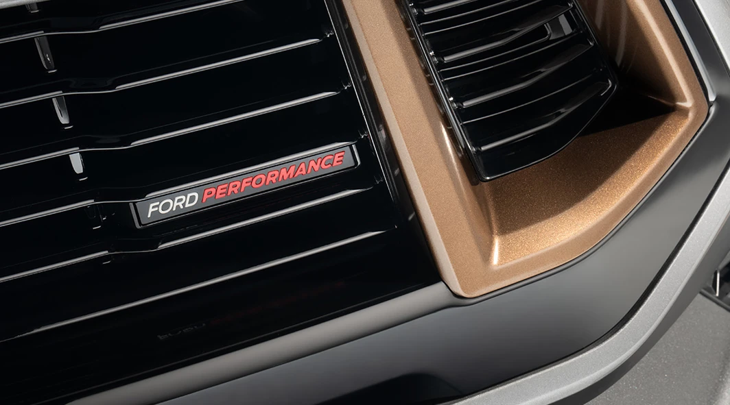 “Ford Performance” Grille Badge