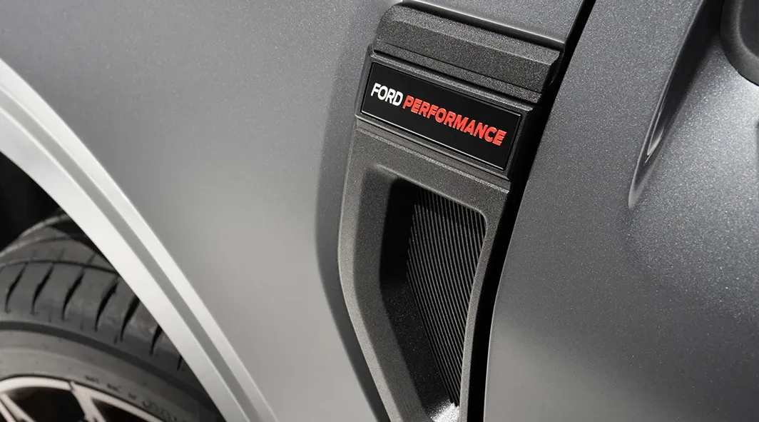 Ford Performance Fender Vent Kit